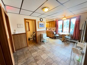 328 Brooks St, Worcester MA 01606