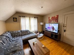 328 Brooks St, Worcester MA 01606