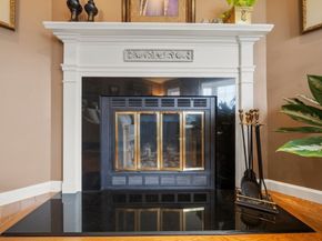 33 Breakwater Dr 33, Chelsea MA 02150