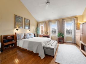 33 Breakwater Dr 33, Chelsea MA 02150