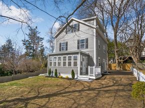 10 Johnson Street, Newburyport MA 01950