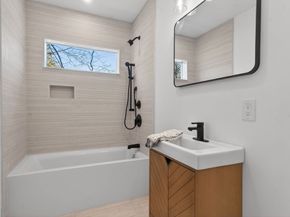 10 Johnson Street, Newburyport MA 01950