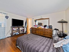 14 Foster St, Avon MA 02322
