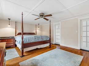 14 Maple Street, Sturbridge MA 01566