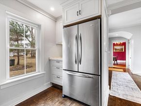 14 Maple Street, Sturbridge MA 01566