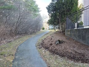 1500 Worcester Rd 724, Framingham MA 01702