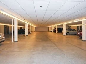 2311 Briarwood Vlg 2311, Clinton MA 01510