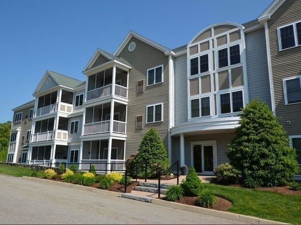 2311 Briarwood Vlg 2311, Clinton MA 01510