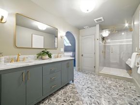 197 Winchester Street 1, Brookline MA 02446