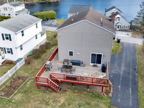 31 Glen Echo Shore Rd, Charlton MA 01507