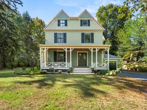 213 School St, Milton MA 02186