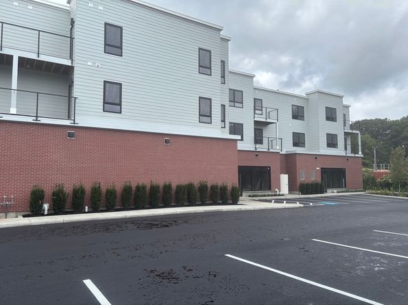 1391 Main Street 305, Walpole MA 02081