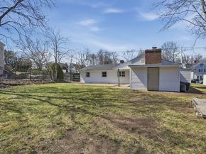 92 Summer St, Brockton MA 02302