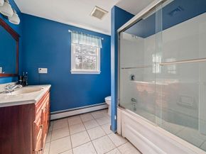 15 Rockland St, Hanover MA 02339