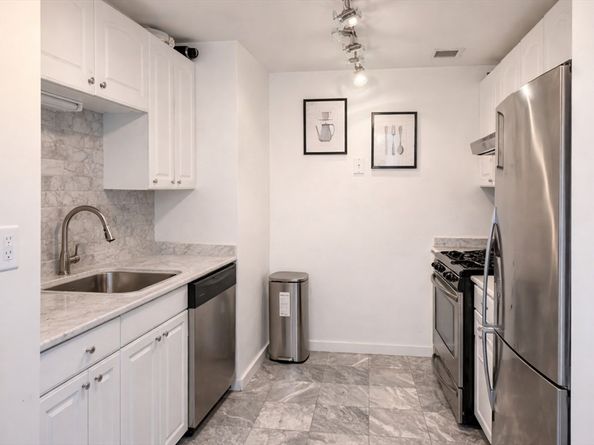 15 N Beacon St 428, Boston MA 02134