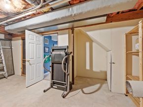 132 Wellman Avenue 132, Chelmsford MA 01863