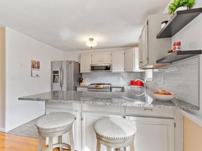 132 Wellman Avenue 132, Chelmsford MA 01863