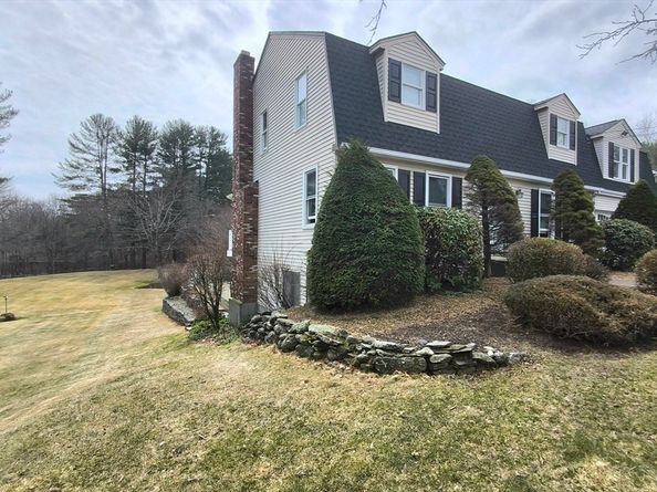 154 Dudley Oxford Rd, Dudley MA 01571
