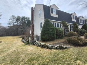 154 Dudley Oxford Rd, Dudley MA 01571