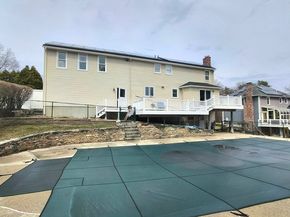 154 Dudley Oxford Rd, Dudley MA 01571