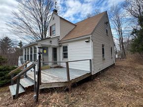 775 Dennison Dr, Southbridge MA 01550