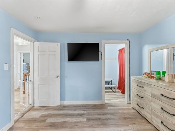 20 Newell Ave, Southbridge MA 01550