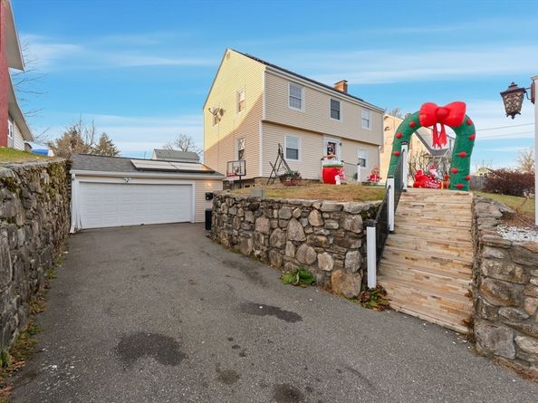 20 Newell Ave, Southbridge MA 01550