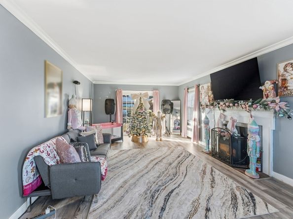 20 Newell Ave, Southbridge MA 01550