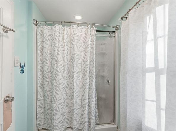 20 Newell Ave, Southbridge MA 01550