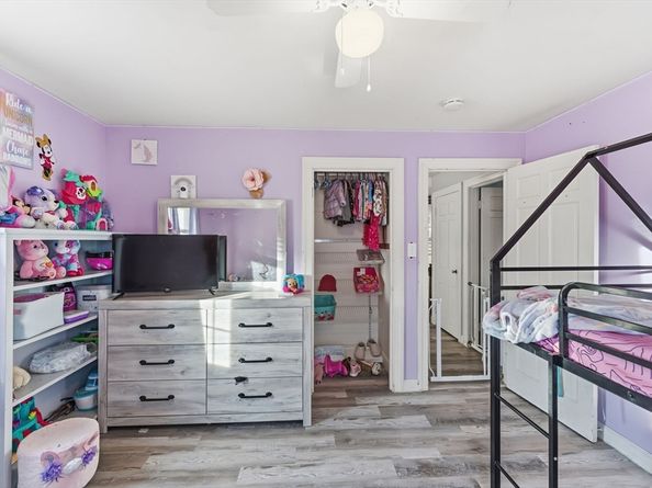 20 Newell Ave, Southbridge MA 01550