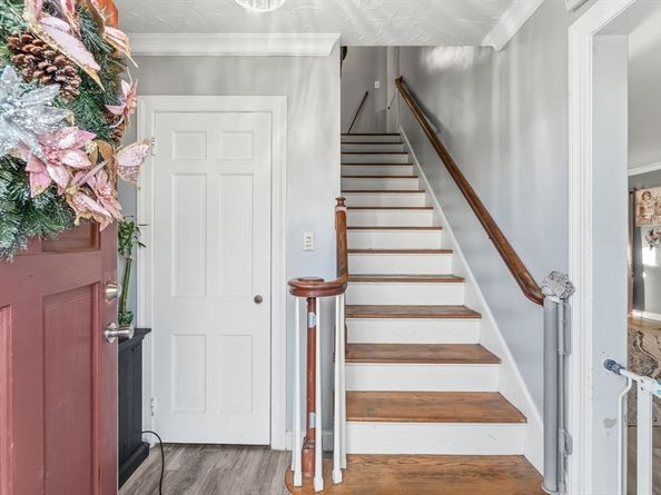 20 Newell Ave, Southbridge MA 01550