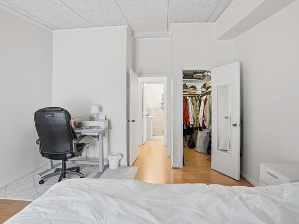 57 Broadlawn Park 4B, Boston MA 02467