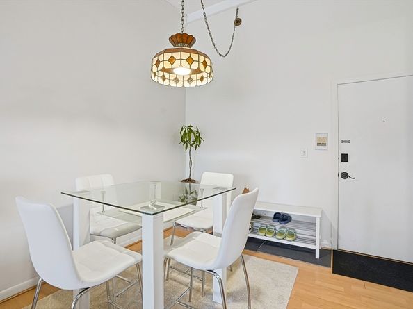 57 Broadlawn Park 4B, Boston MA 02467
