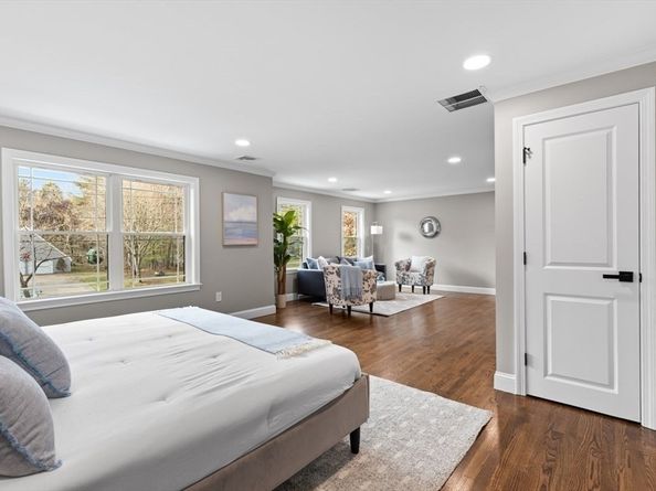 12 Brookside Ln, Norfolk MA 02056