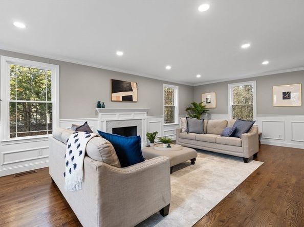 12 Brookside Ln, Norfolk MA 02056