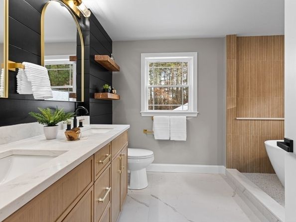 12 Brookside Ln, Norfolk MA 02056