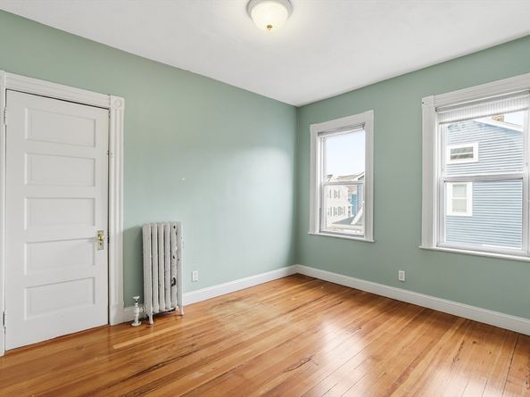 9 Atlantic St 2, Winthrop MA 02152