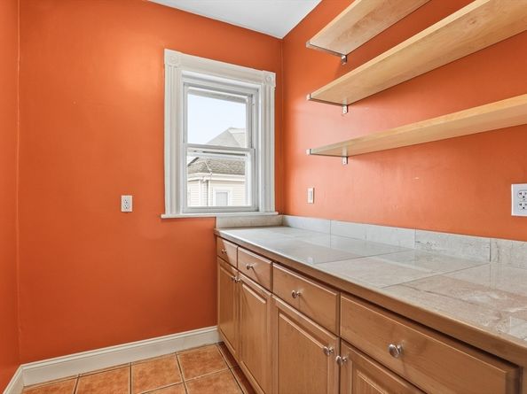 9 Atlantic St 2, Winthrop MA 02152