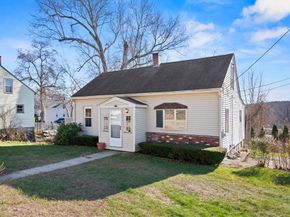 24 Lincoln Street, Millville MA 01529