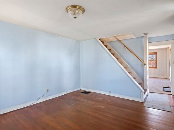 24 Lincoln Street, Millville MA 01529