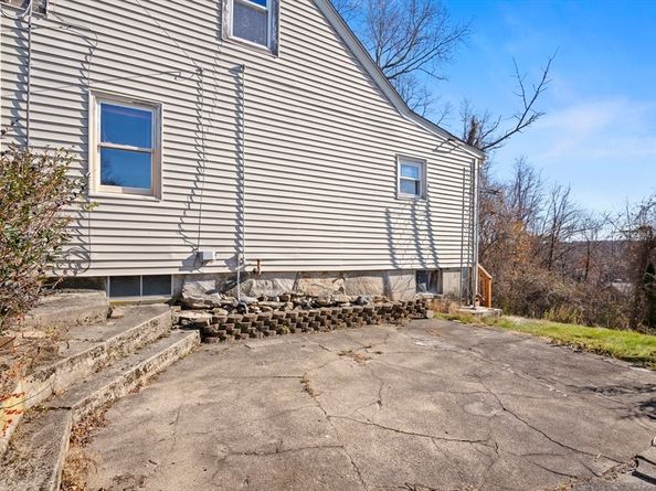 24 Lincoln Street, Millville MA 01529