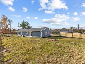 16 Yuba Cir, Brockton MA 02302