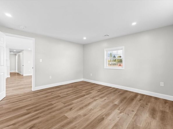 16 Yuba Cir, Brockton MA 02302