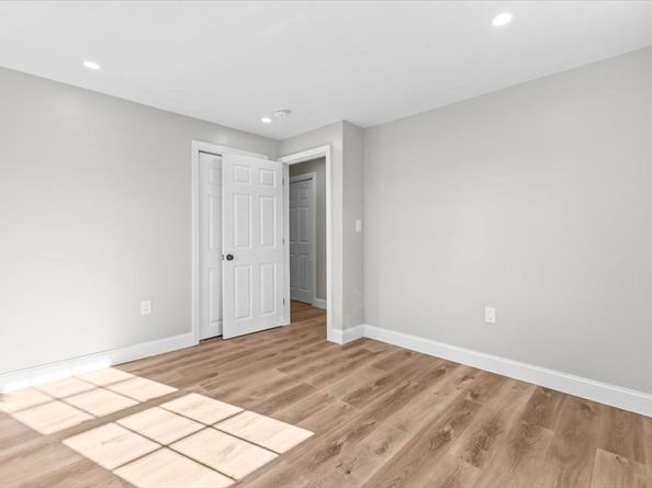 16 Yuba Cir, Brockton MA 02302