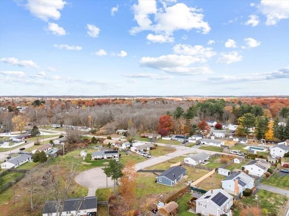 16 Yuba Cir, Brockton MA 02302