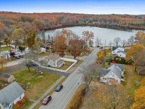 65 Edgewater Avenue, Shrewsbury MA 01545