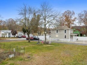 65 Edgewater Avenue, Shrewsbury MA 01545