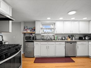 65 Edgewater Avenue, Shrewsbury MA 01545