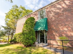 1202 Greendale Avenue 124, Needham MA 02492