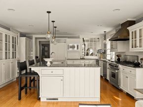 59 Harbor Ave, Marblehead MA 01945